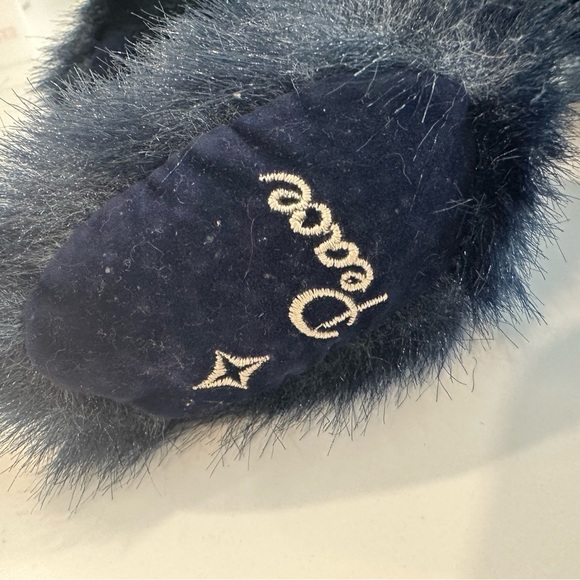 Hallmark Russ Alleluia Peace Blue Bear Vintage 15” Furry WITH TAGS with bow - Picture 3 of 7